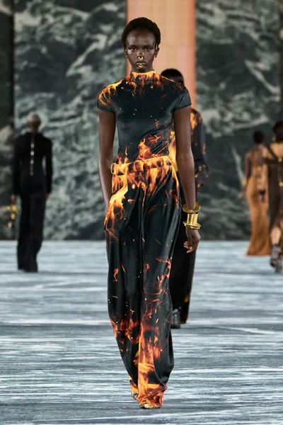 Look 93